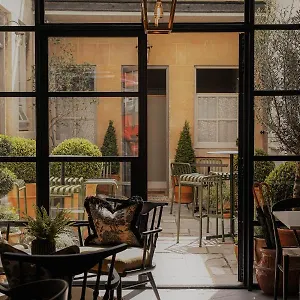 The Yard In Bath